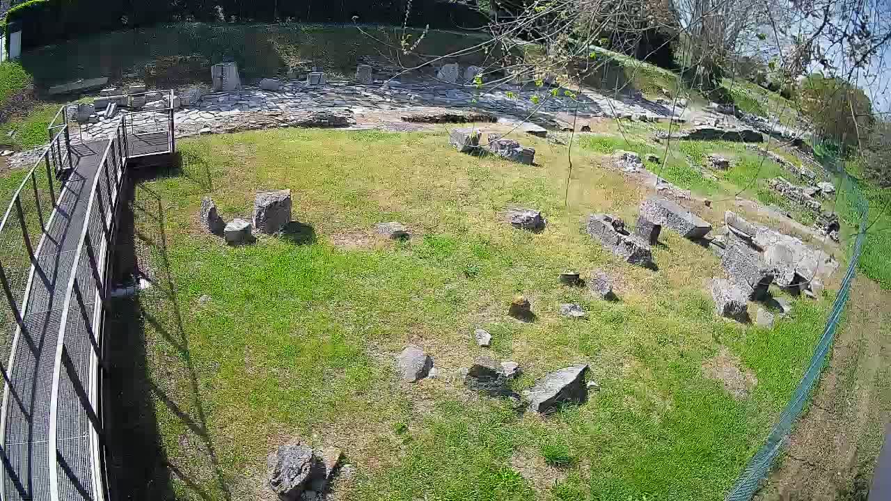 Akvileja – Decumano di Aratria Galla