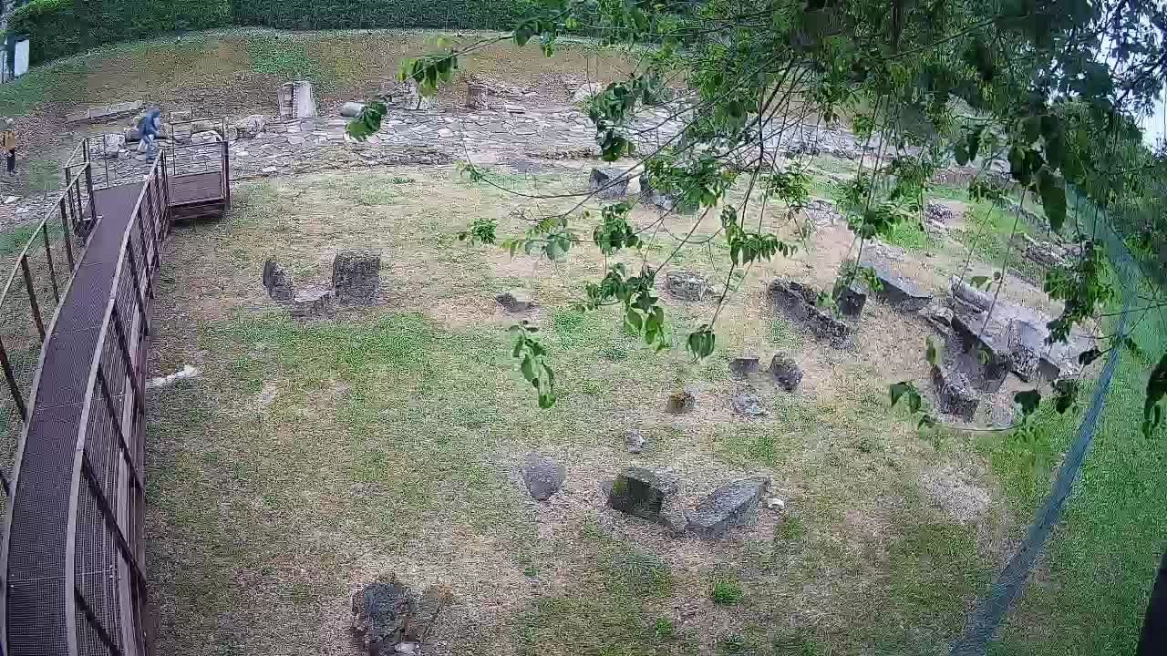 Akvileja – Decumano di Aratria Galla