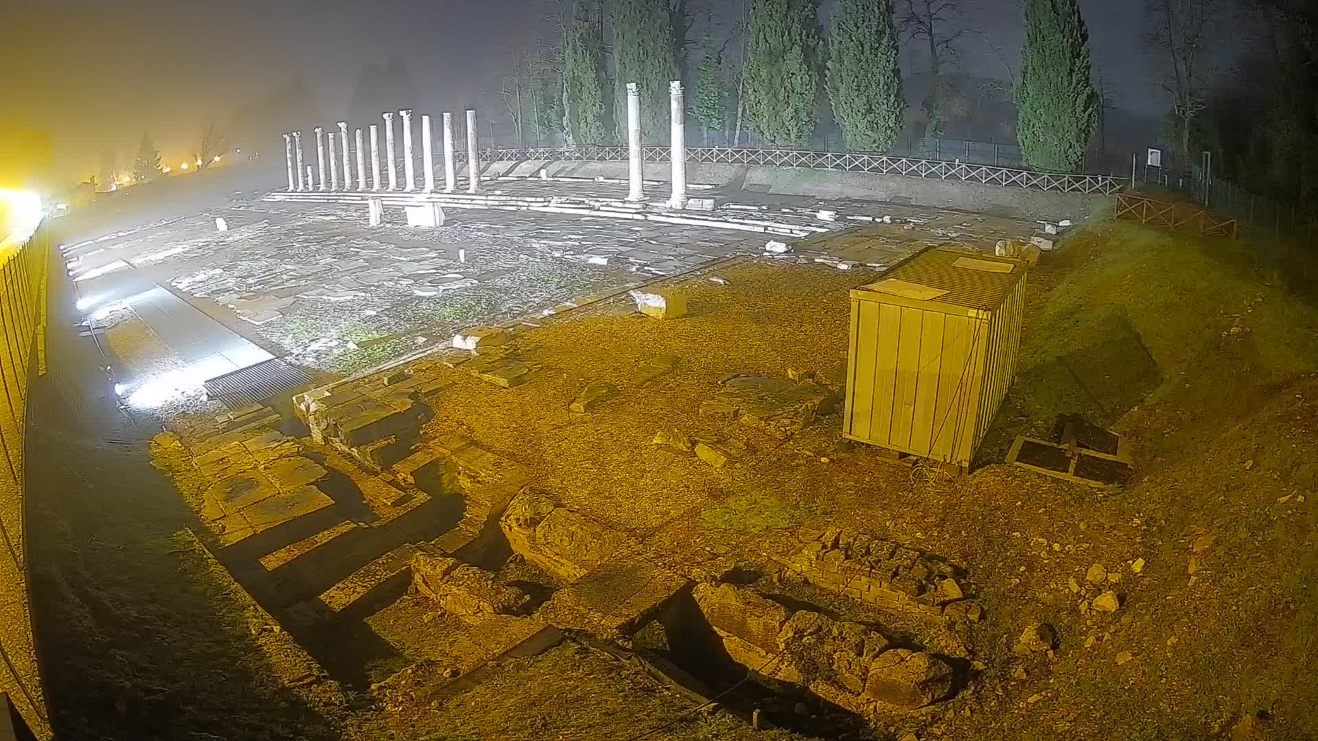 Spletna kamera Rimski forum Oglej – Pogled v živo na antično središče