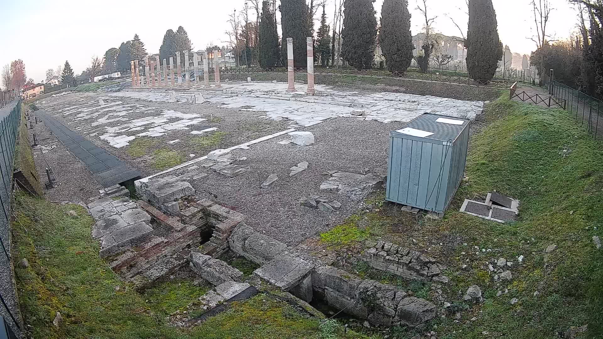 Web kamera Forum Akvileje – Pogled uživo na rimski forum