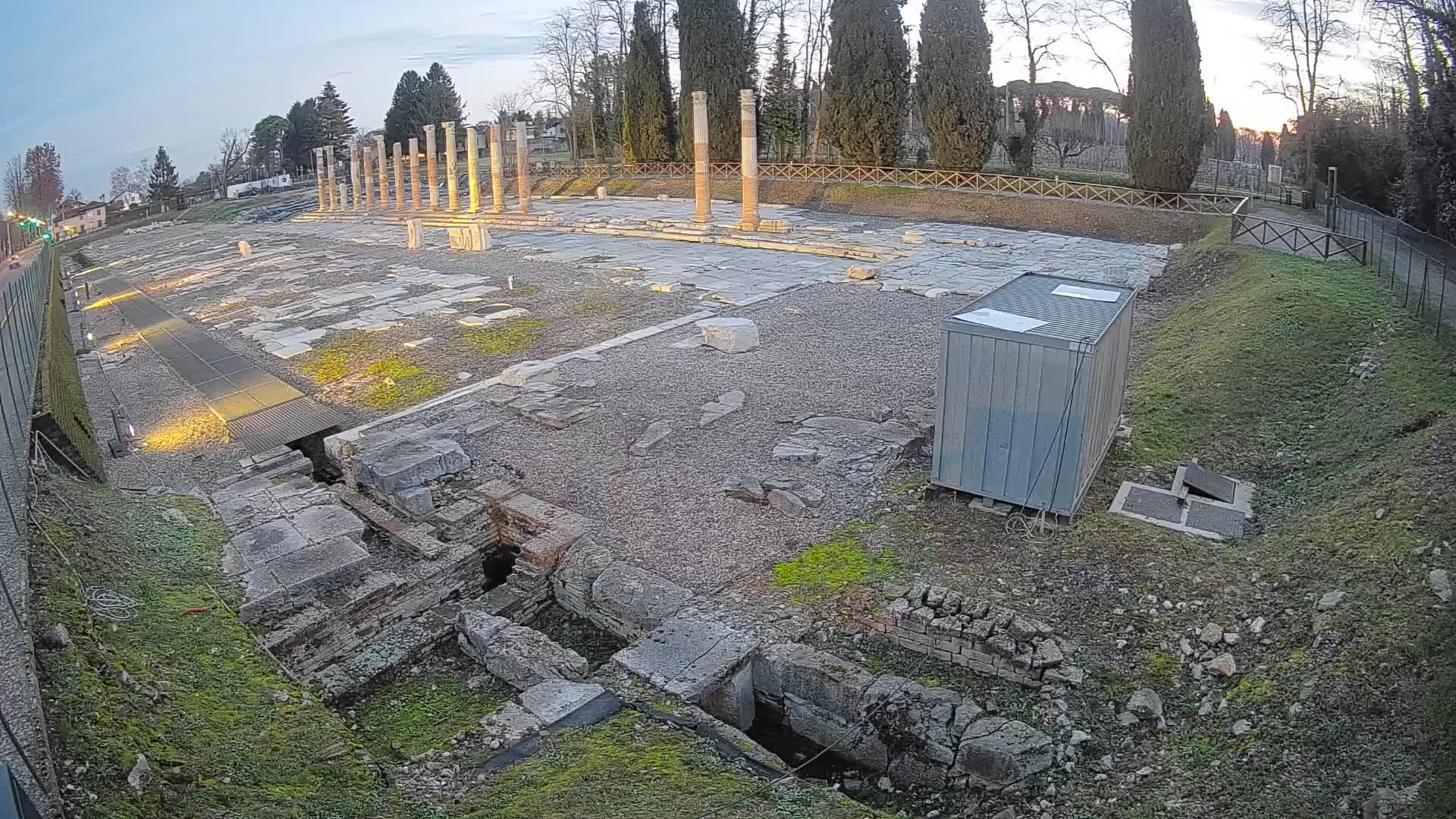Web kamera Forum Akvileje – Pogled uživo na rimski forum