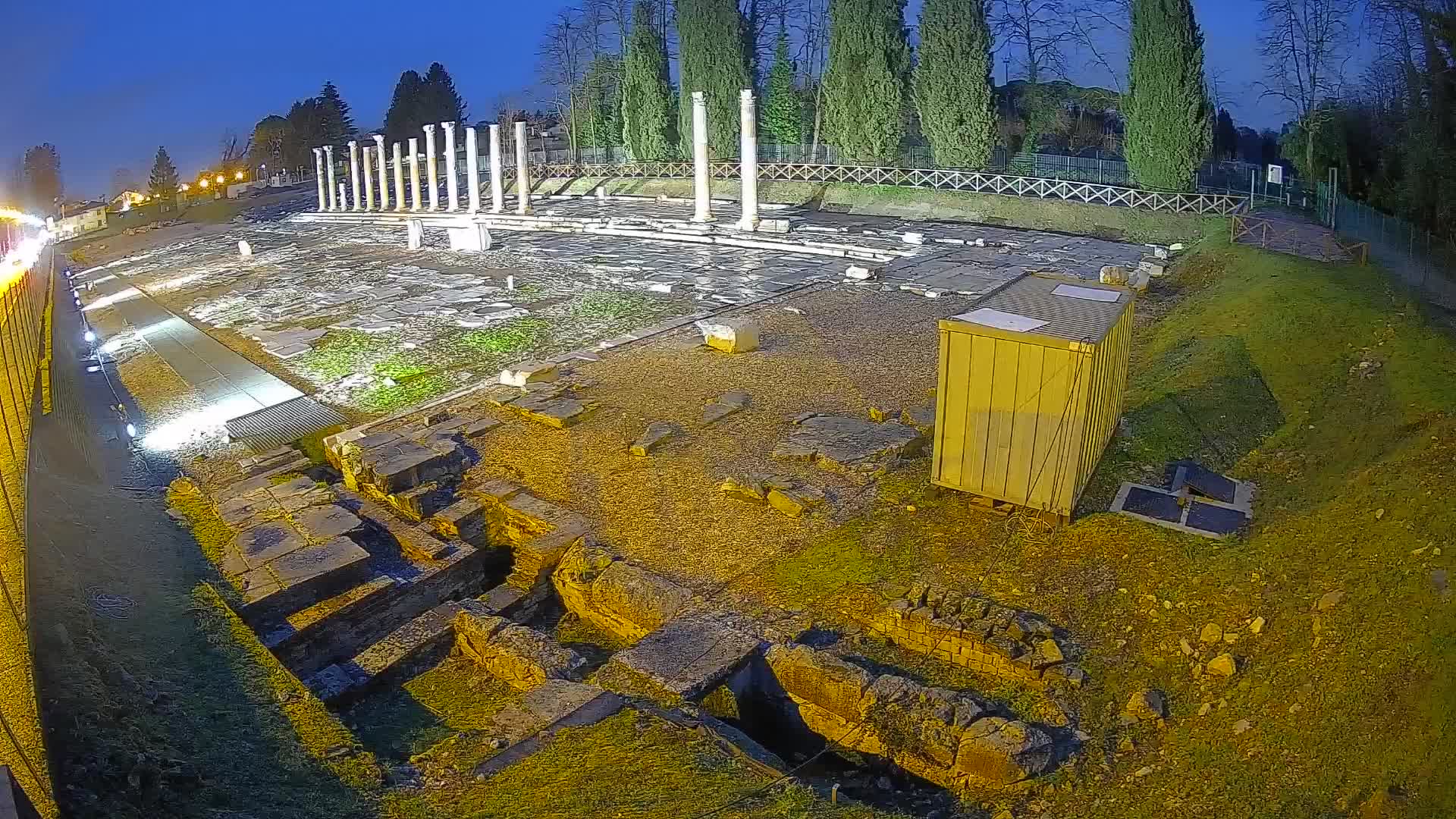 Spletna kamera Rimski forum Oglej – Pogled v živo na antično središče