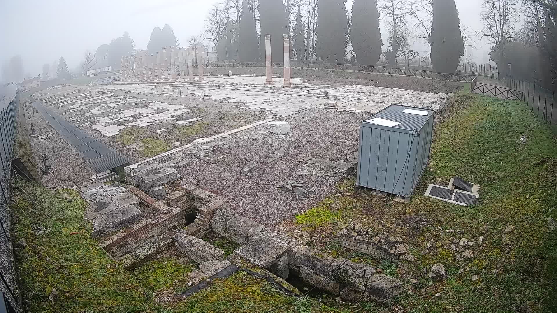 Spletna kamera Rimski forum Oglej – Pogled v živo na antično središče