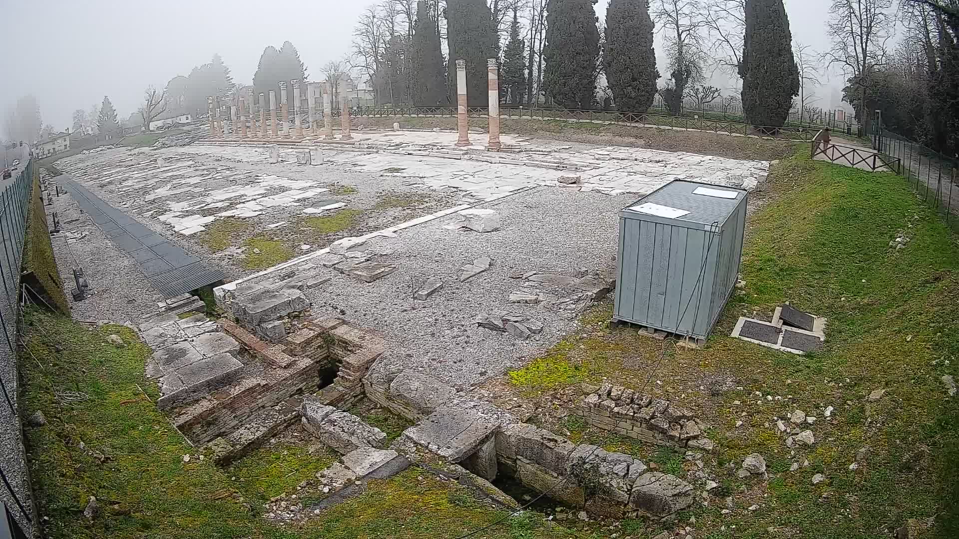 Spletna kamera Rimski forum Oglej – Pogled v živo na antično središče