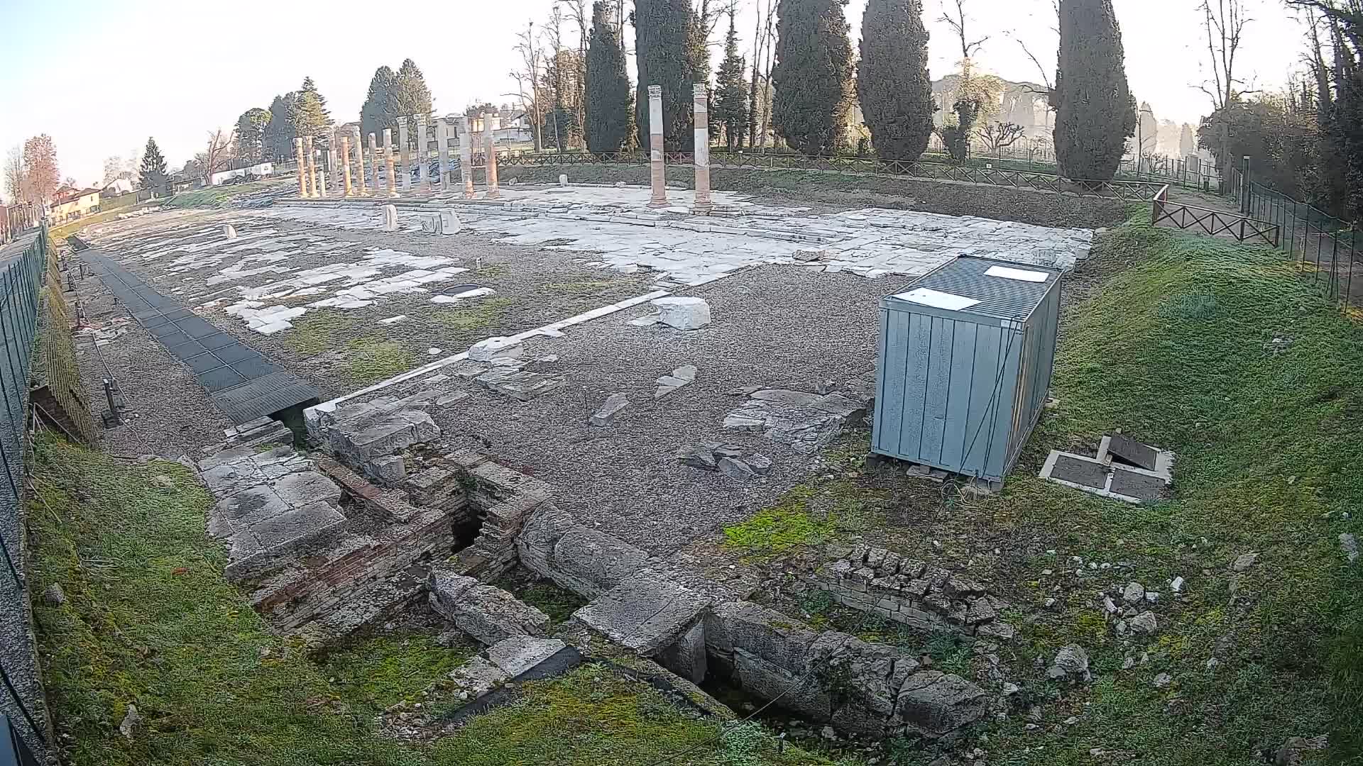 Web kamera Forum Akvileje – Pogled uživo na rimski forum