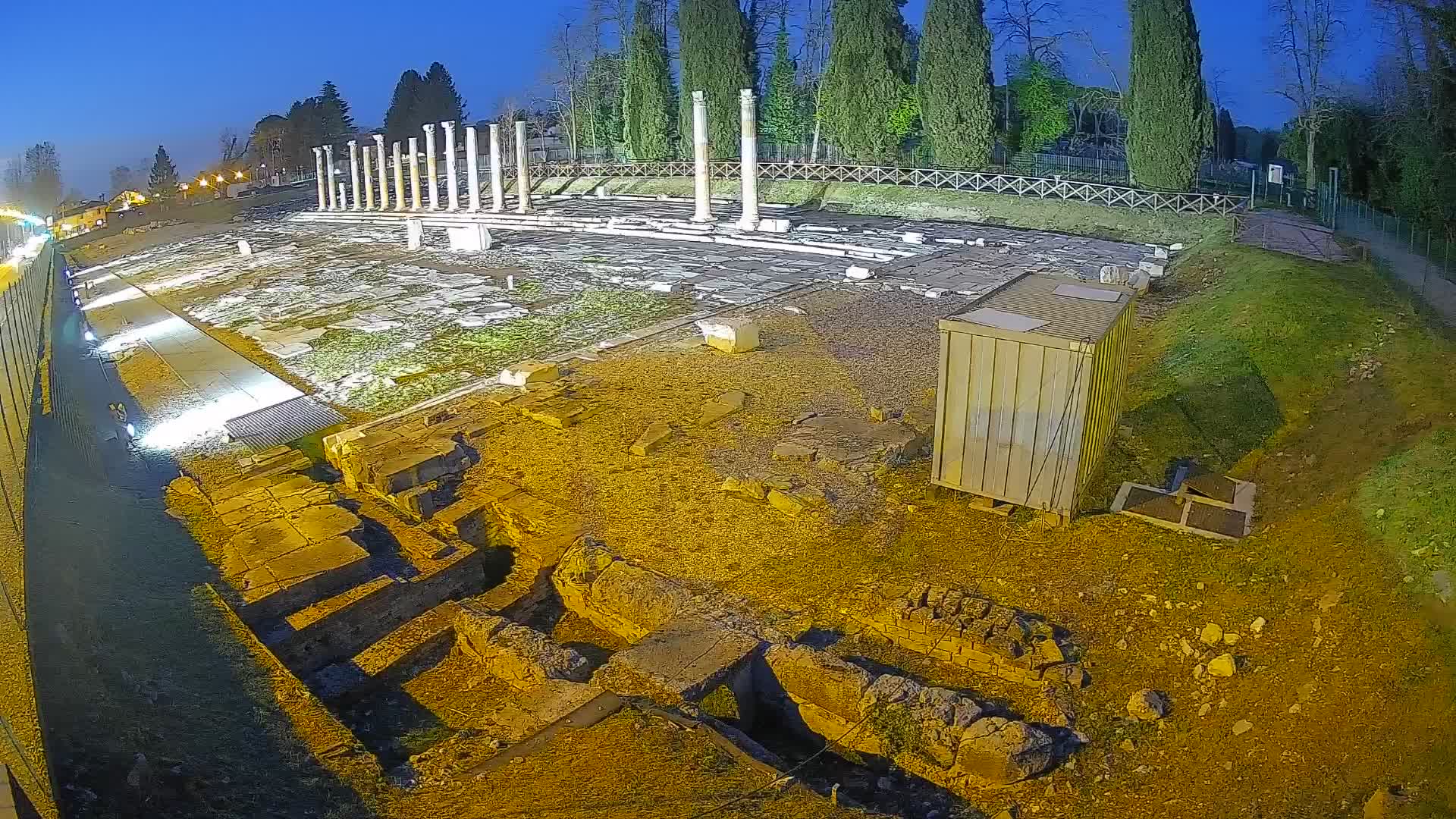 Spletna kamera Rimski forum Oglej – Pogled v živo na antično središče