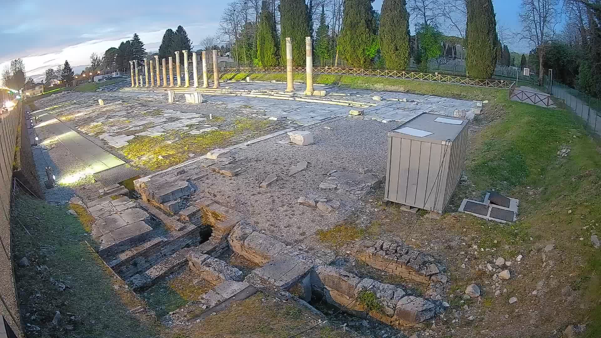 Spletna kamera Rimski forum Oglej – Pogled v živo na antično središče
