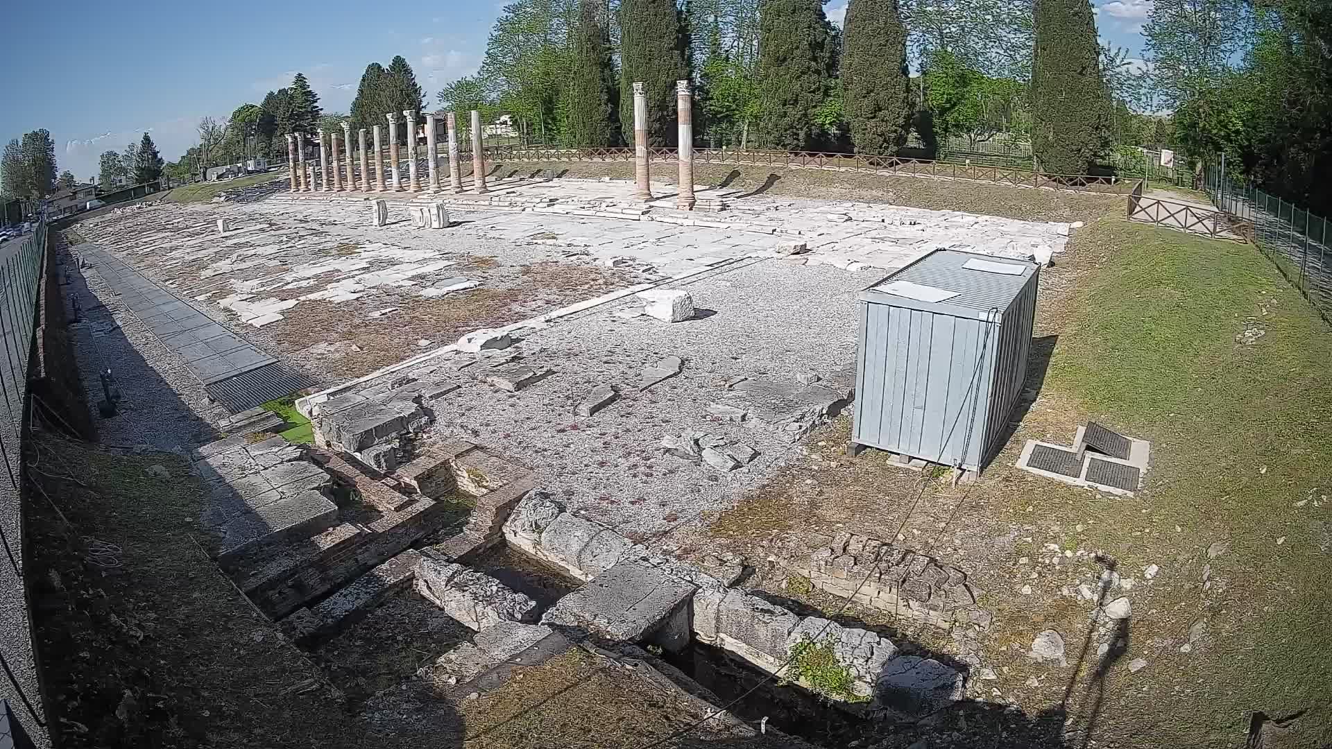 Web kamera Forum Akvileje – Pogled uživo na rimski forum