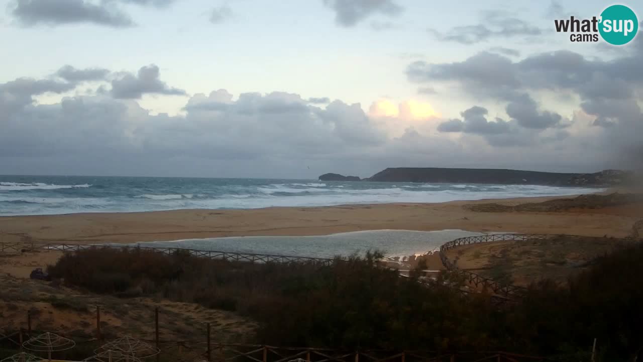Webcam Torre dei Corsari – Vista live sulla spiaggia da Punta Usai