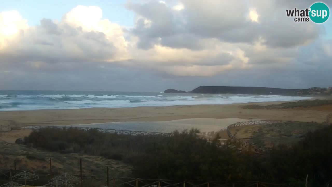Webcam Torre dei Corsari – Vista live sulla spiaggia da Punta Usai
