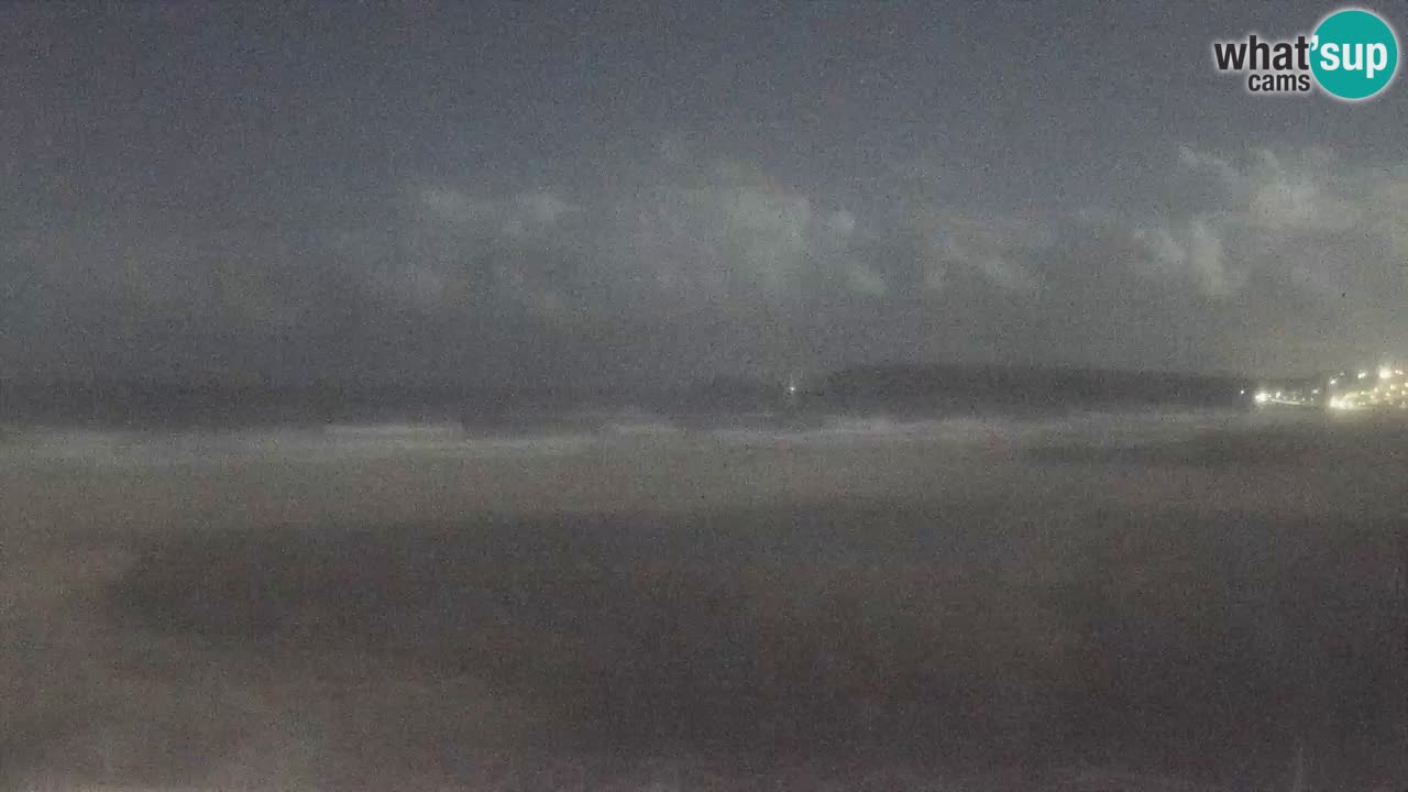 Webcam Torre dei Corsari – Vista live sulla spiaggia da Punta Usai