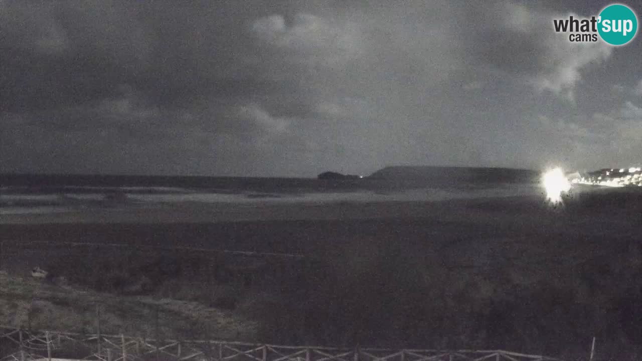 Webcam Torre dei Corsari – Vue en direct sur la plage depuis Punta Usai