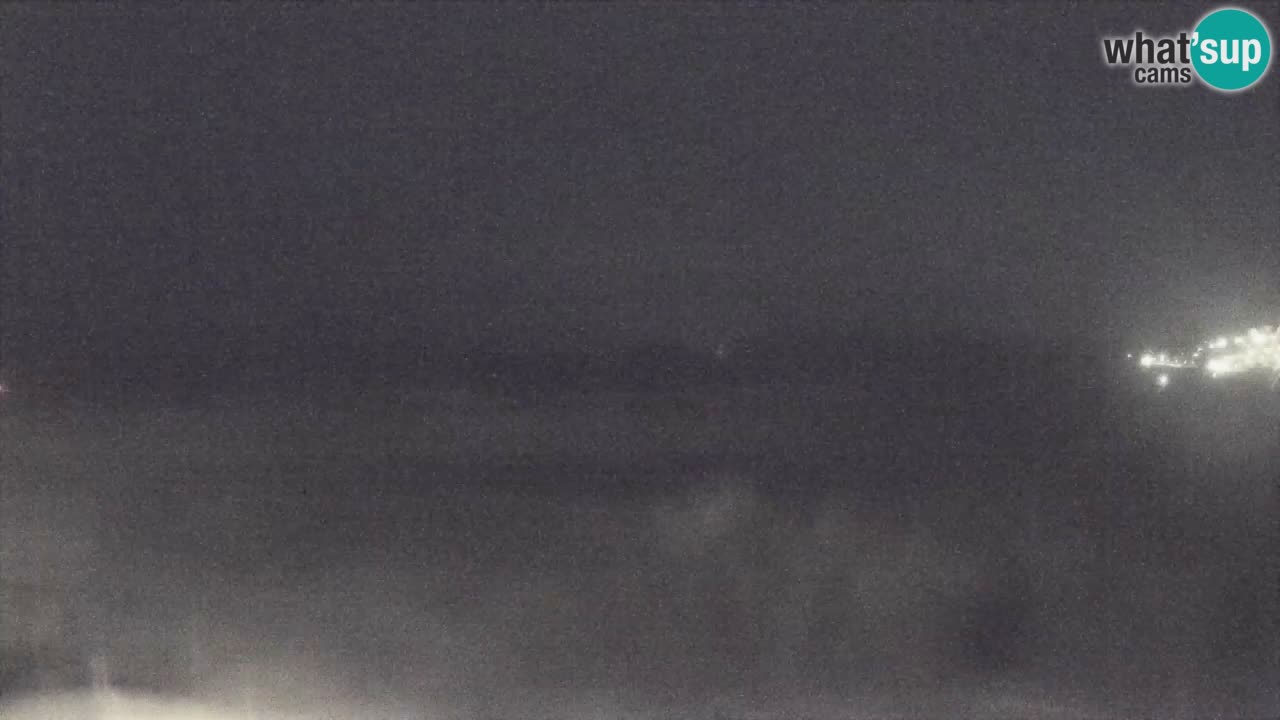 Web kamera Torre dei Corsari – Pogled uživo na plažu s Punta Usai