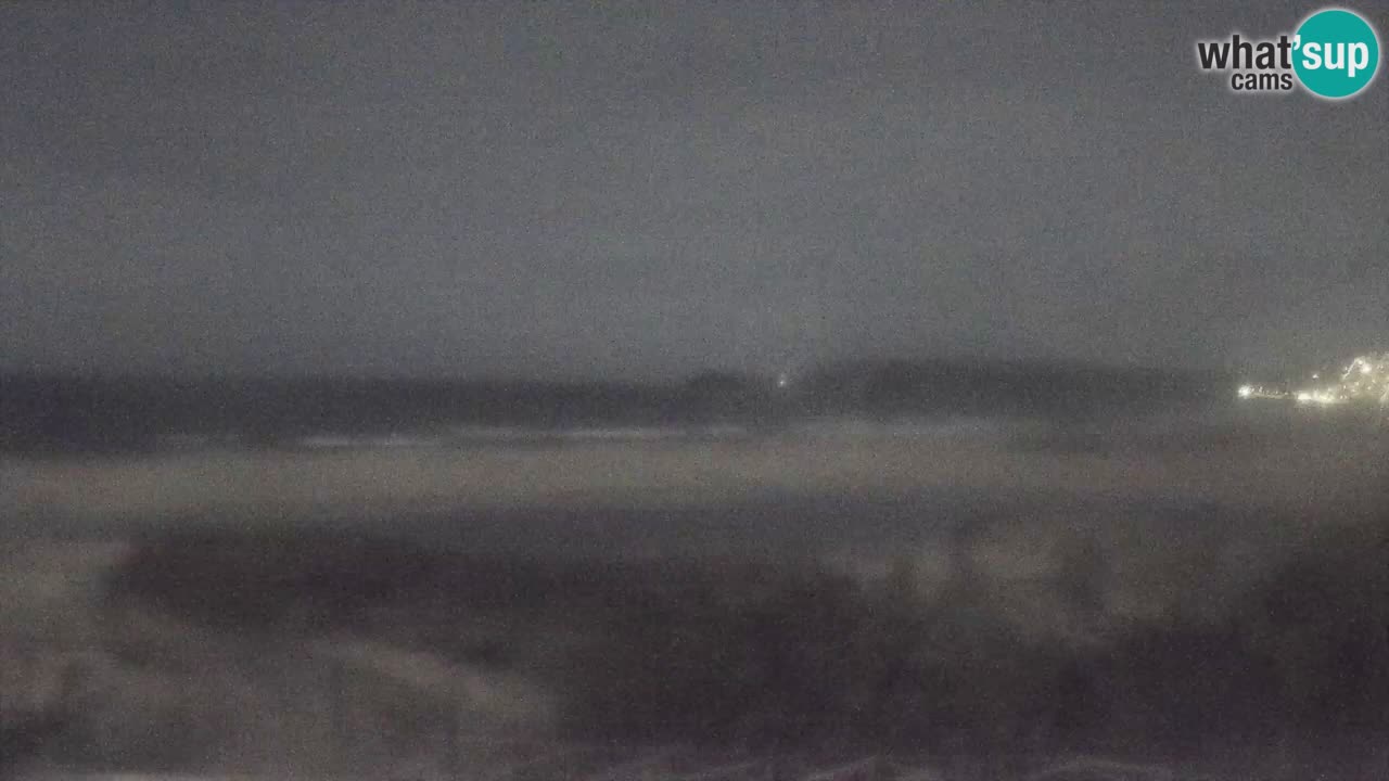 Spletna kamera Torre dei Corsari – Pogled v živo na plažo s Punta Usai