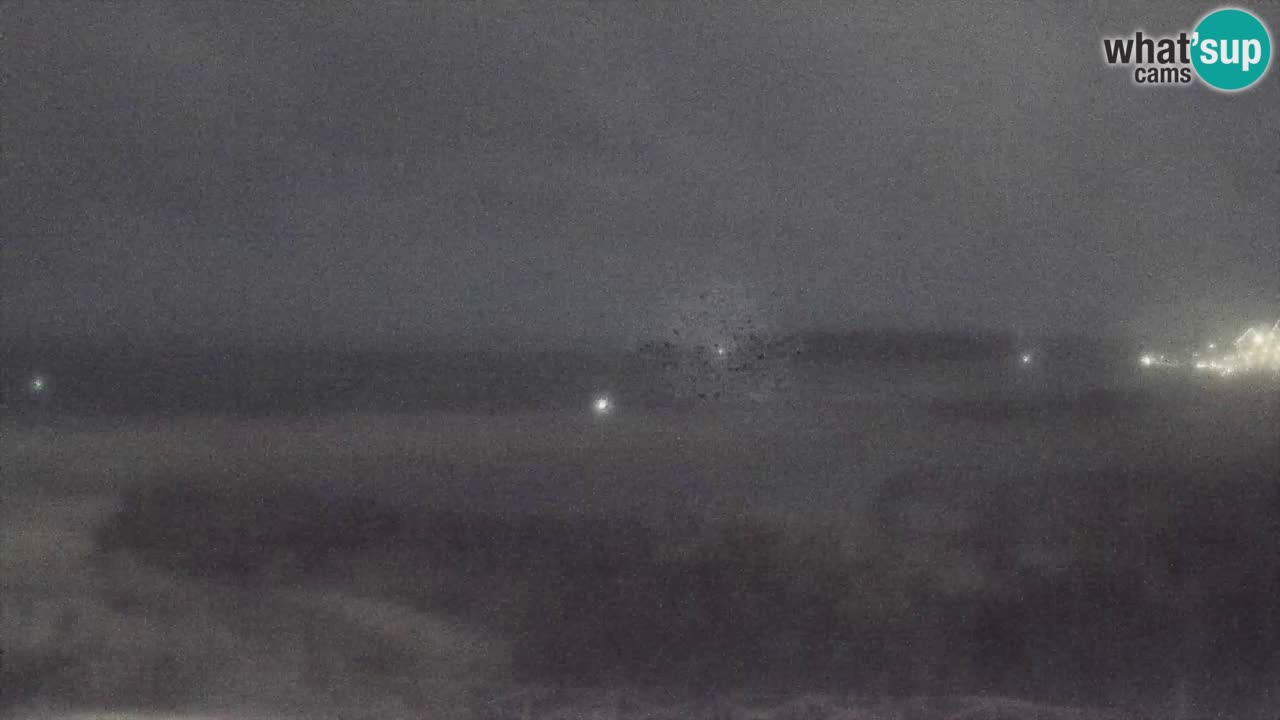 Webcam Torre dei Corsari – Vue en direct sur la plage depuis Punta Usai