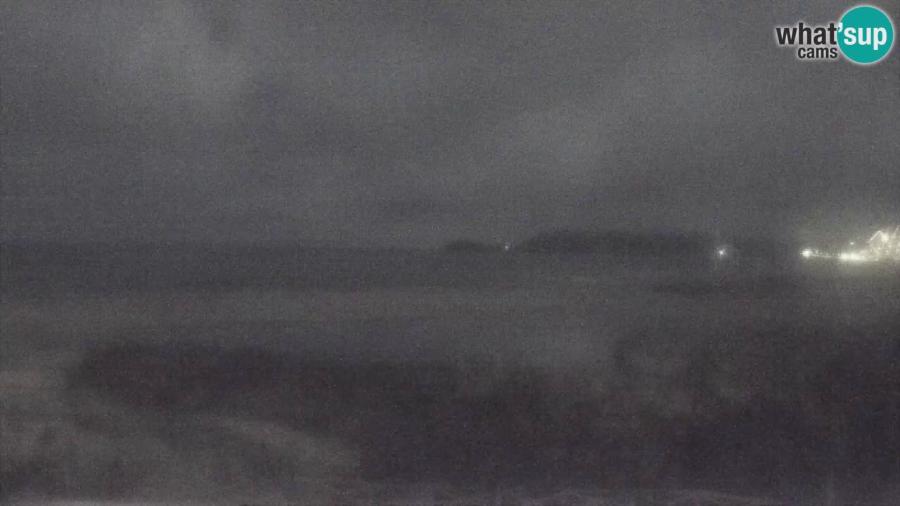 Web kamera Torre dei Corsari – Pogled uživo na plažu s Punta Usai