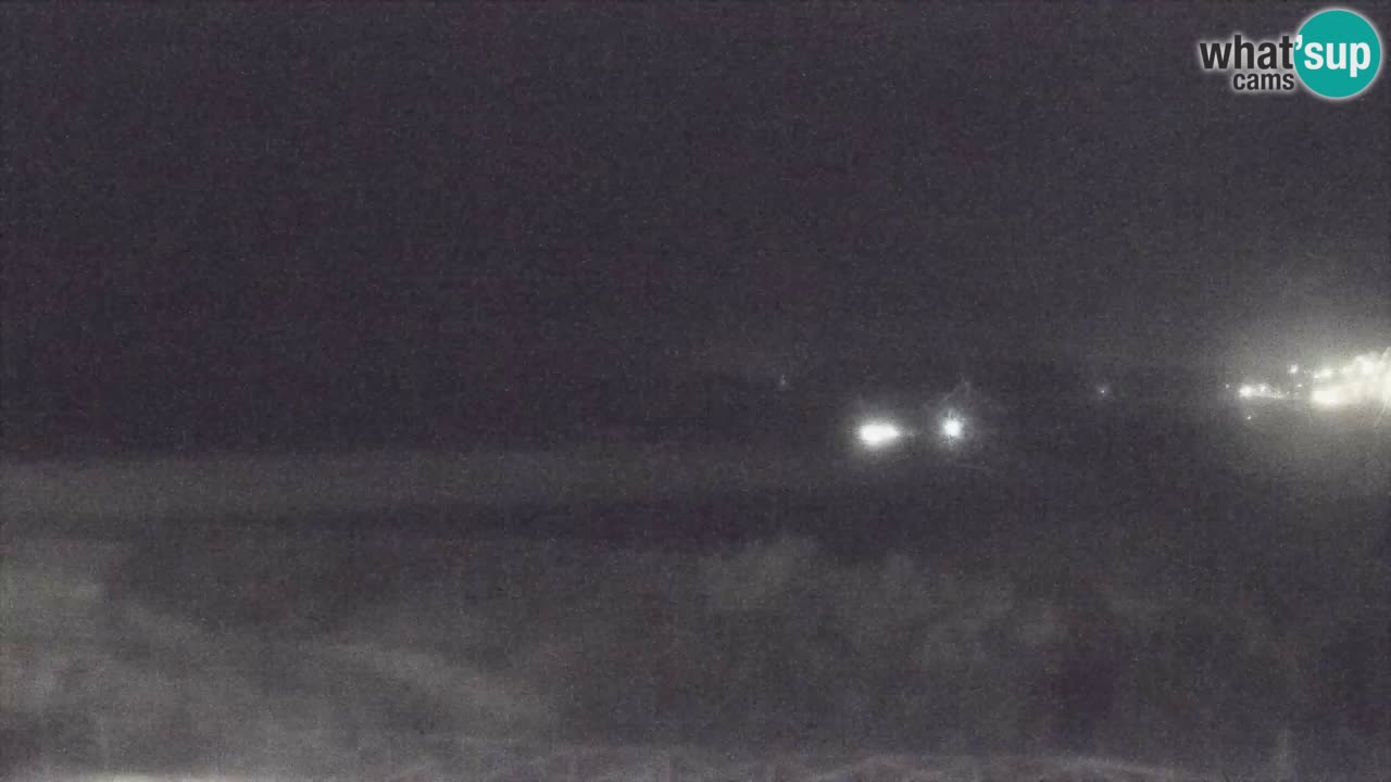 Spletna kamera Torre dei Corsari – Pogled v živo na plažo s Punta Usai