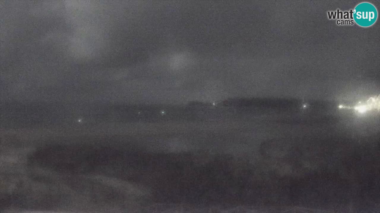 Web kamera Torre dei Corsari – Pogled uživo na plažu s Punta Usai