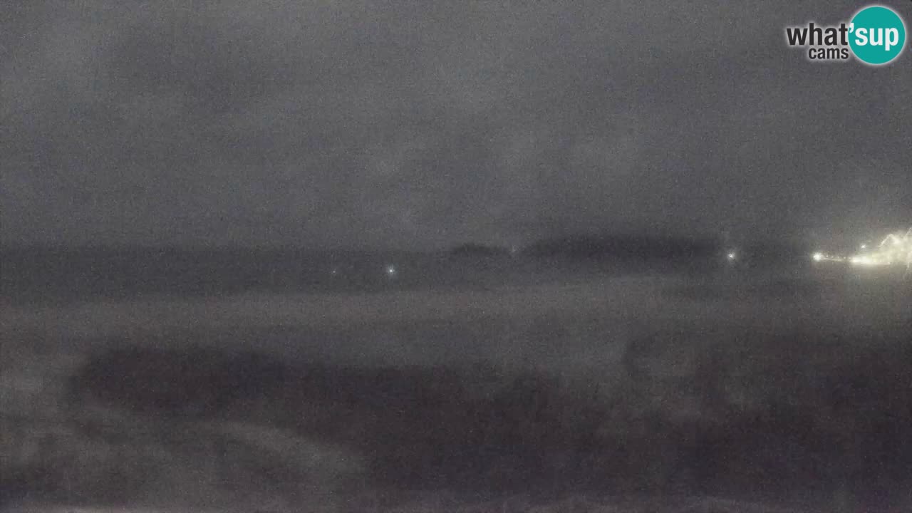 Spletna kamera Torre dei Corsari – Pogled v živo na plažo s Punta Usai