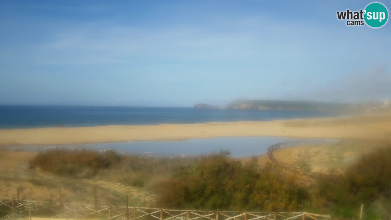 Spletna kamera Torre dei Corsari – Pogled v živo na plažo s Punta Usai
