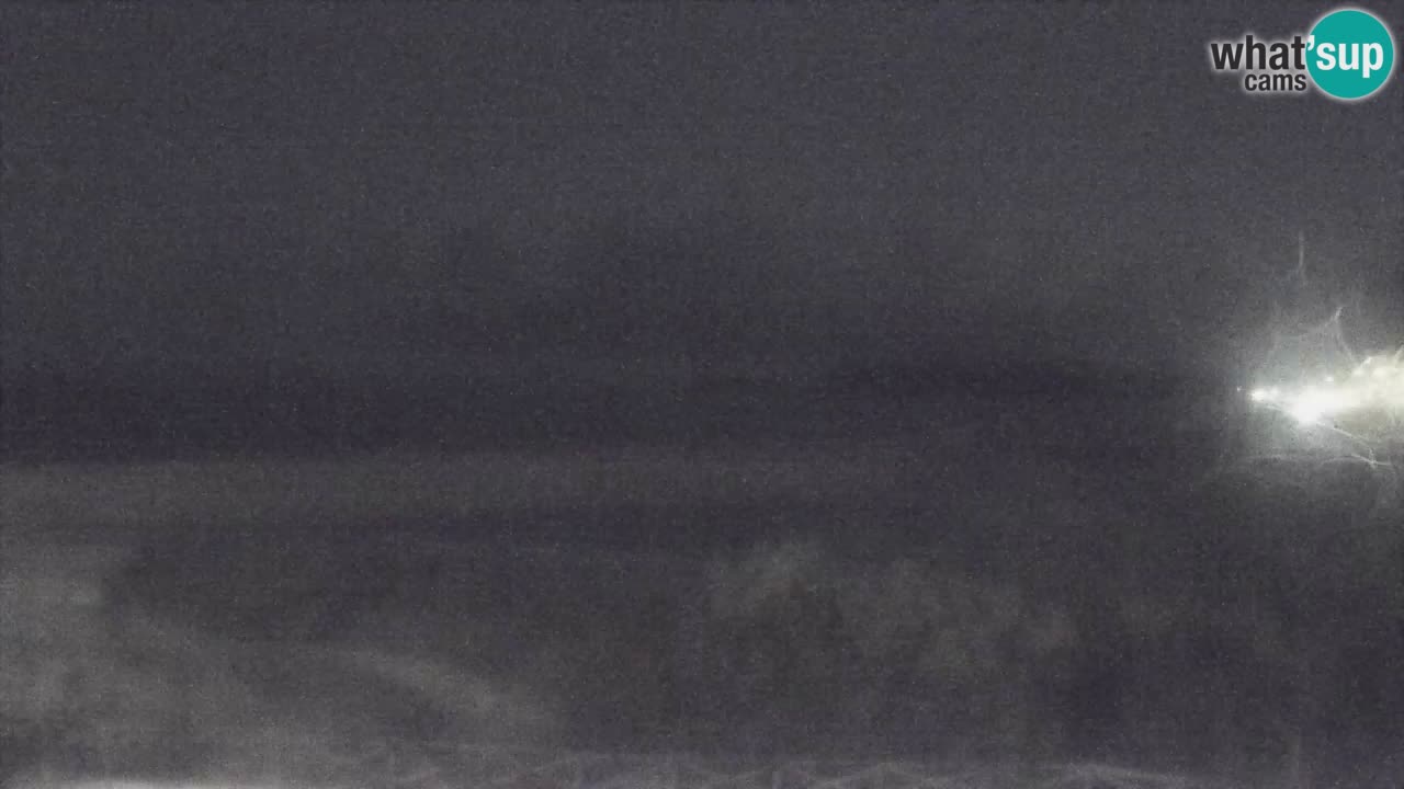 Spletna kamera Torre dei Corsari – Pogled v živo na plažo s Punta Usai