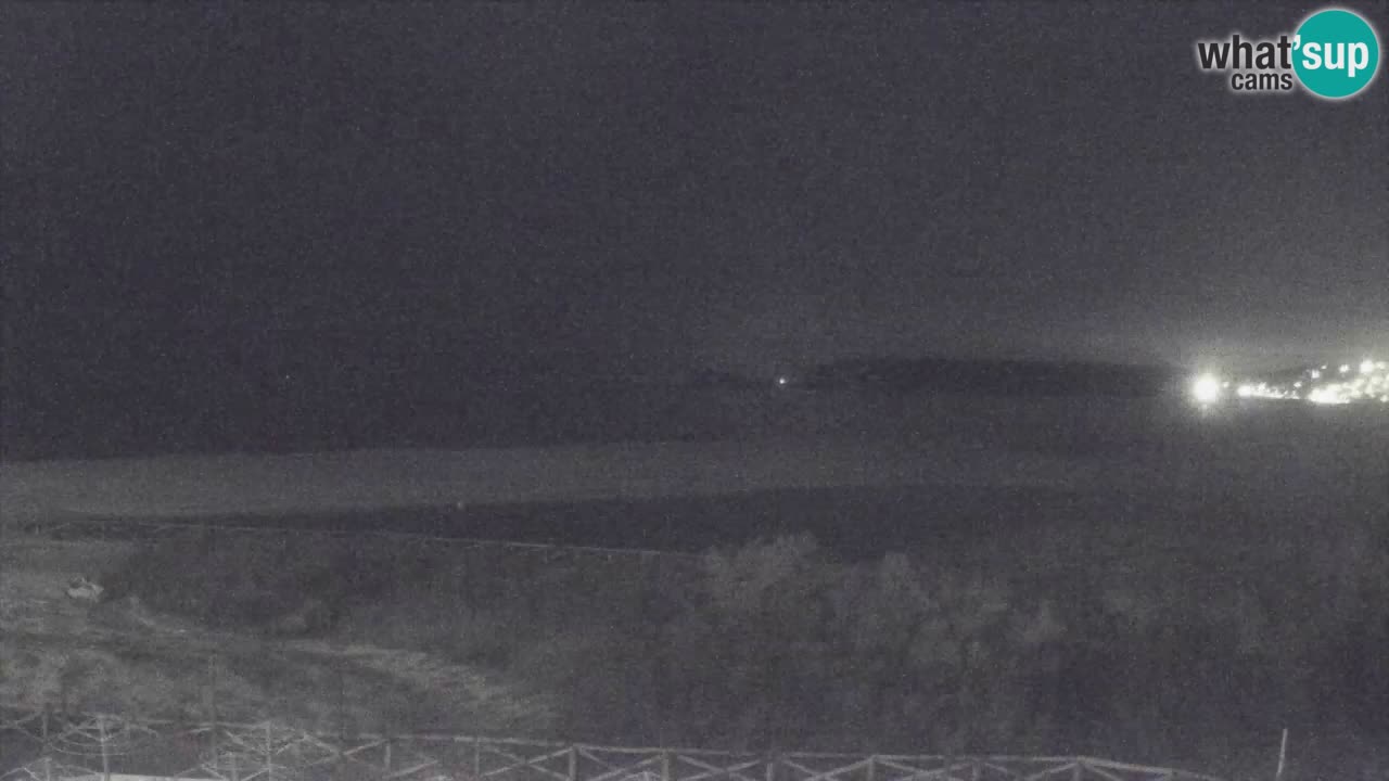 Web kamera Torre dei Corsari – Pogled uživo na plažu s Punta Usai