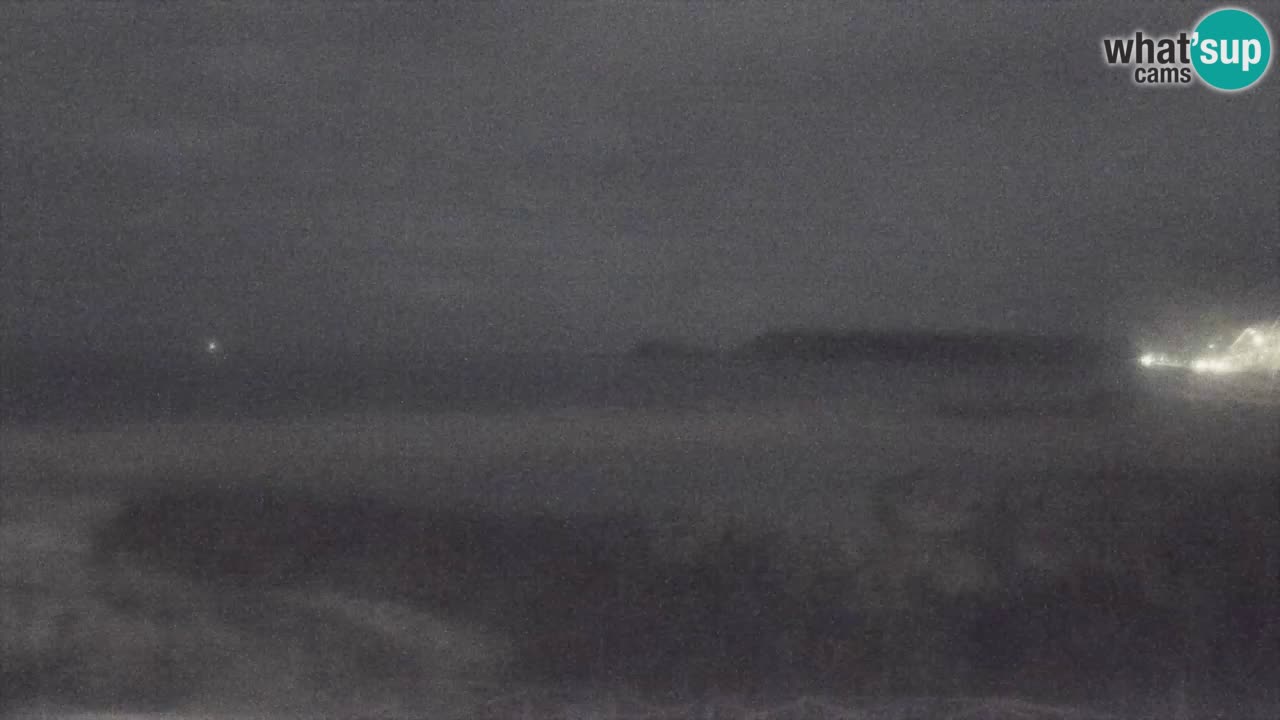 Webcam Torre dei Corsari – Vue en direct sur la plage depuis Punta Usai