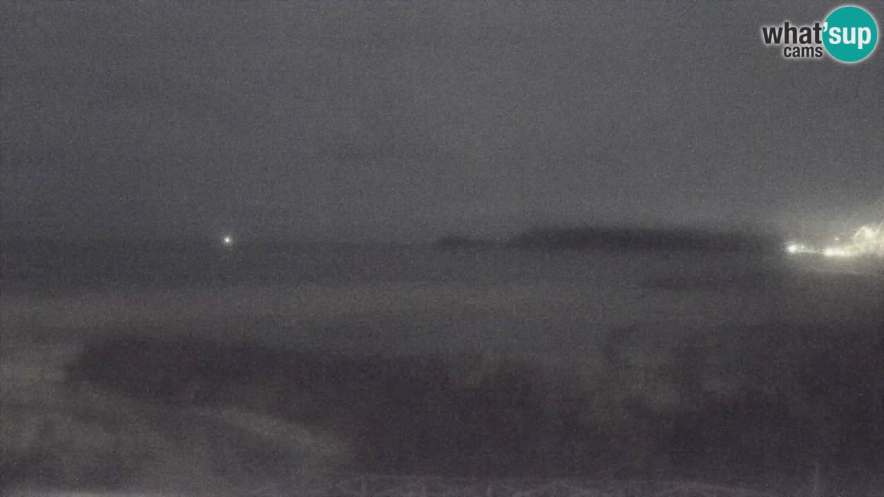 Spletna kamera Torre dei Corsari – Pogled v živo na plažo s Punta Usai