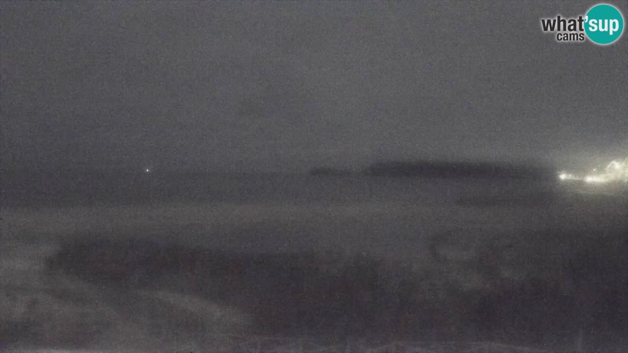 Webcam Torre dei Corsari – Vista live sulla spiaggia da Punta Usai