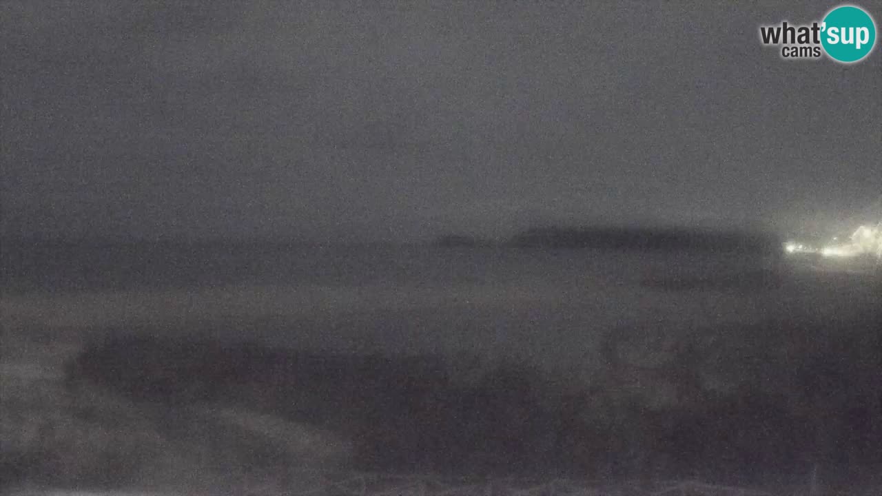 Web kamera Torre dei Corsari – Pogled uživo na plažu s Punta Usai