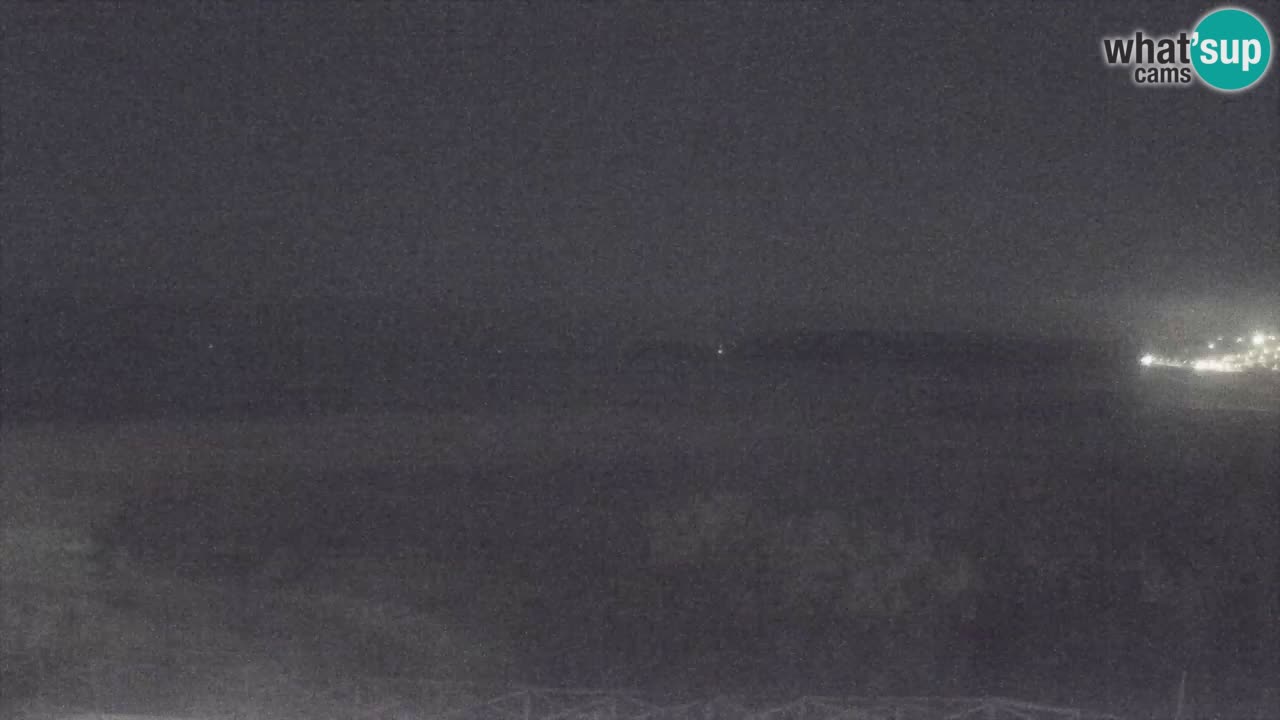 Spletna kamera Torre dei Corsari – Pogled v živo na plažo s Punta Usai