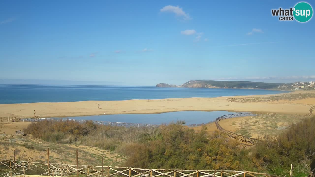 Spletna kamera Torre dei Corsari – Pogled v živo na plažo s Punta Usai