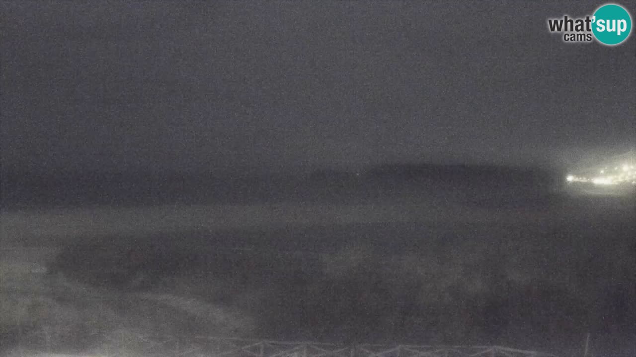 Web kamera Torre dei Corsari – Pogled uživo na plažu s Punta Usai