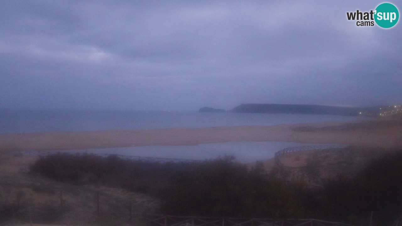 Web kamera Torre dei Corsari – Pogled uživo na plažu s Punta Usai