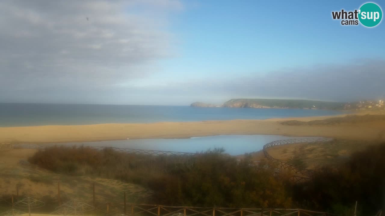Spletna kamera Torre dei Corsari – Pogled v živo na plažo s Punta Usai
