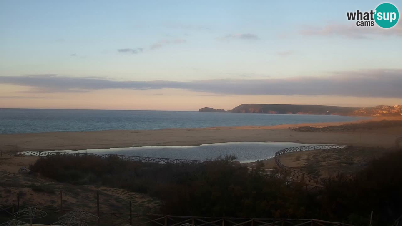 Webcam Torre dei Corsari – Vista live sulla spiaggia da Punta Usai