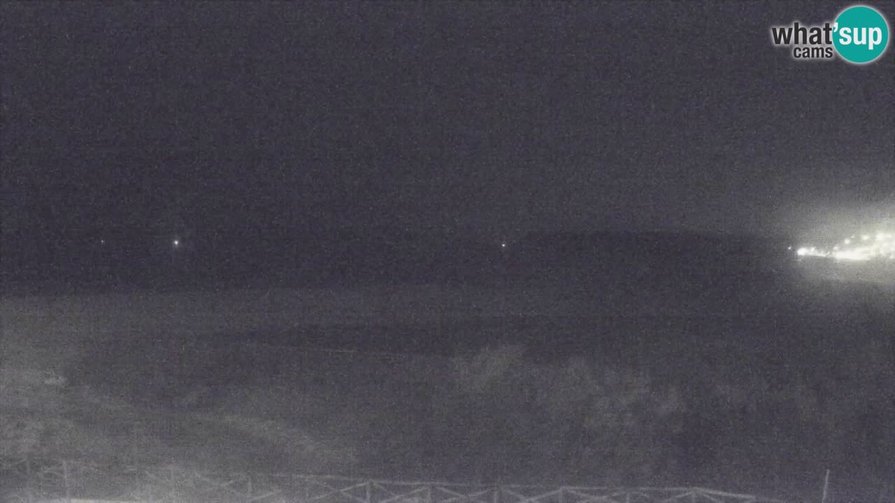 Spletna kamera Torre dei Corsari – Pogled v živo na plažo s Punta Usai