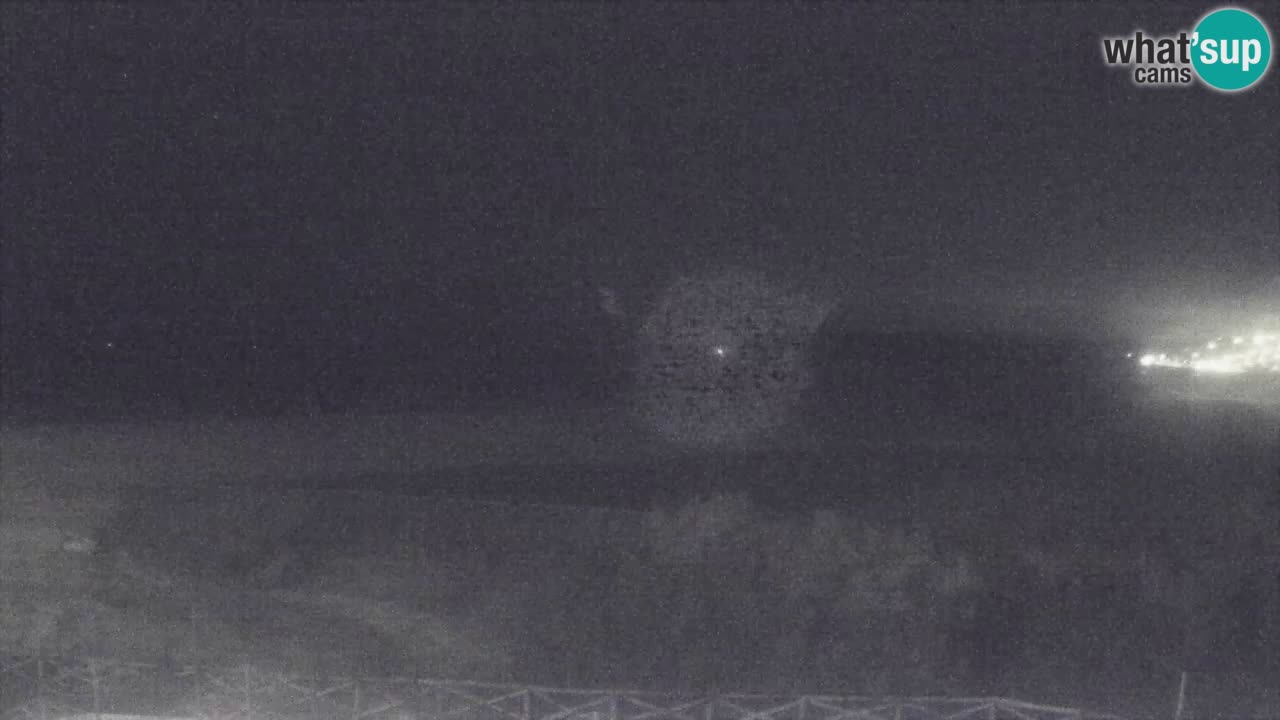 Webcam Torre dei Corsari – Vista live sulla spiaggia da Punta Usai