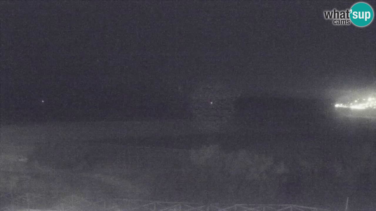 Webcam Torre dei Corsari – Vue en direct sur la plage depuis Punta Usai