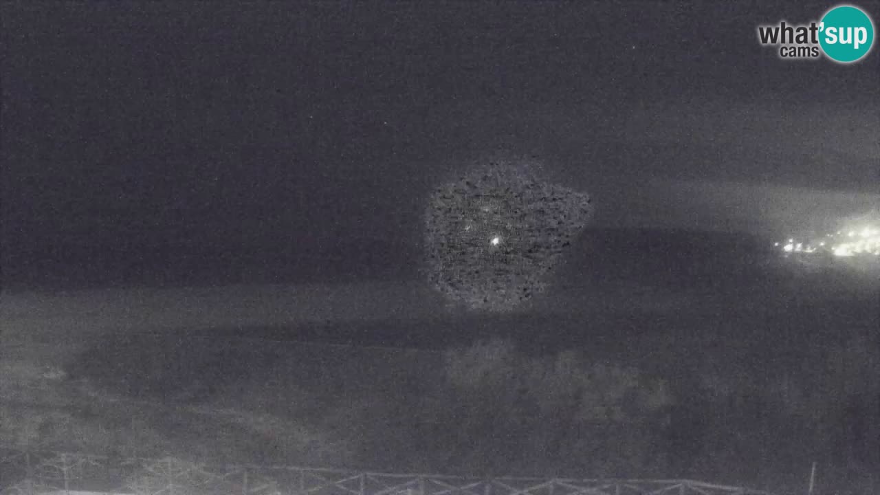 Web kamera Torre dei Corsari – Pogled uživo na plažu s Punta Usai