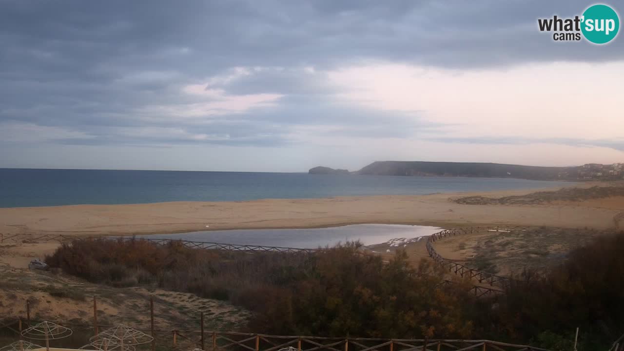 Spletna kamera Torre dei Corsari – Pogled v živo na plažo s Punta Usai