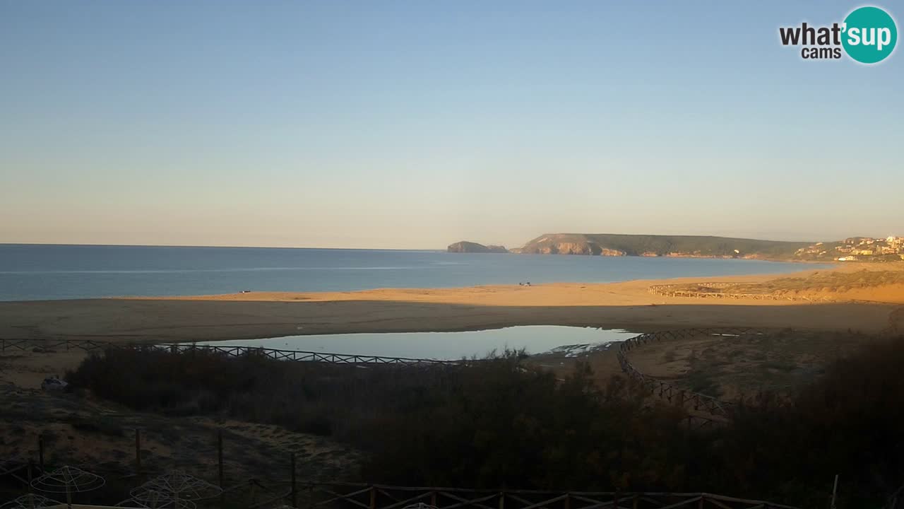Webcam Torre dei Corsari – Vista live sulla spiaggia da Punta Usai
