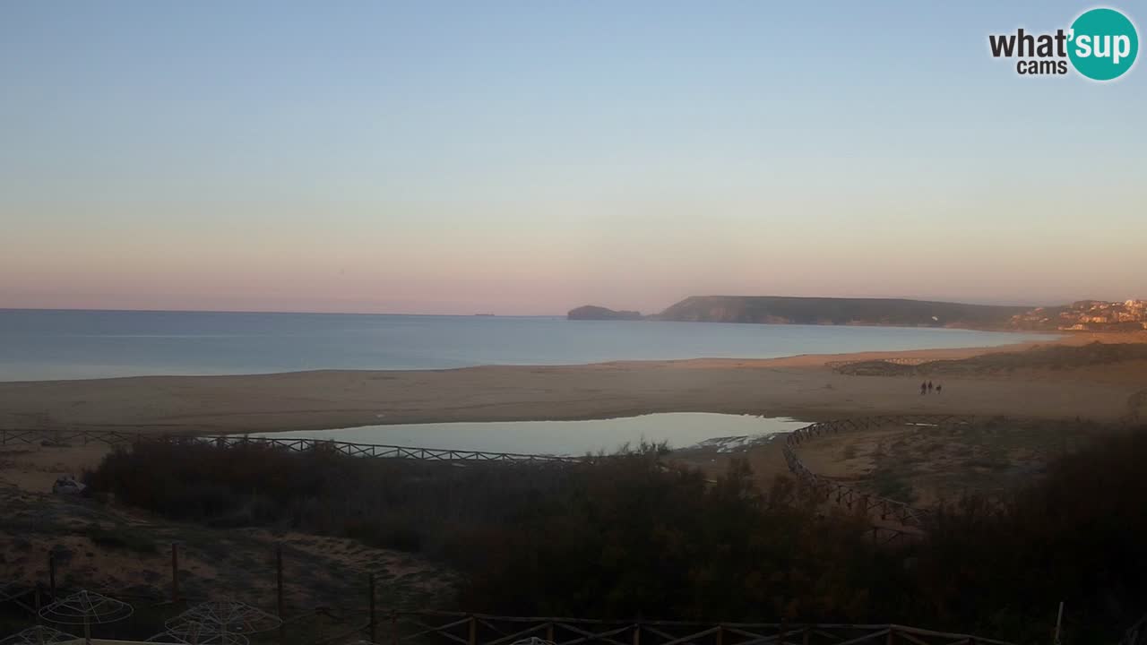 Web kamera Torre dei Corsari – Pogled uživo na plažu s Punta Usai