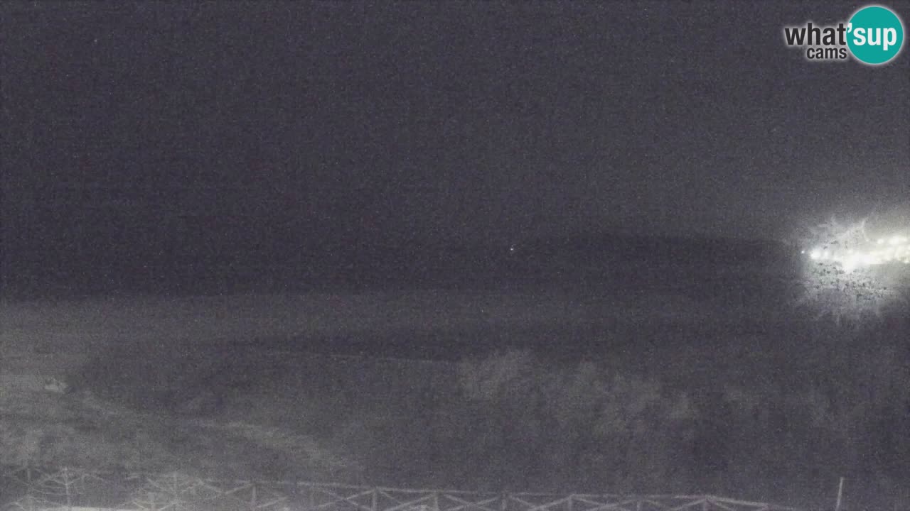 Spletna kamera Torre dei Corsari – Pogled v živo na plažo s Punta Usai