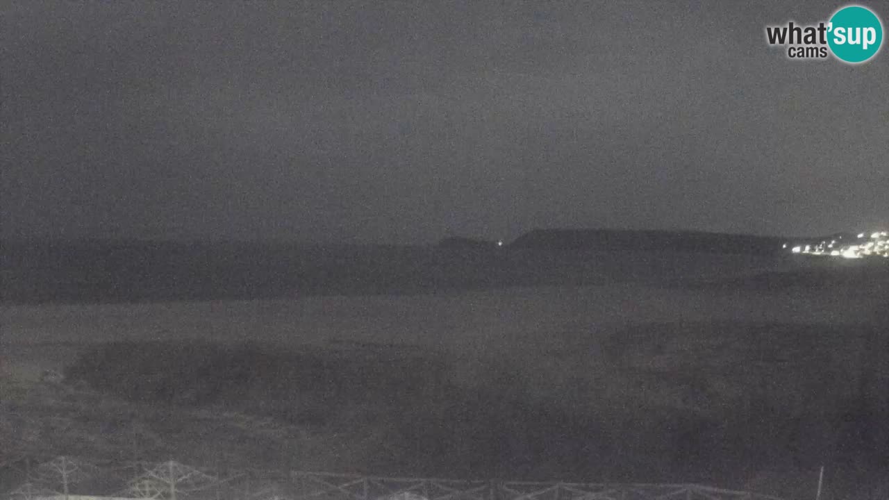 Webcam Torre dei Corsari – Vista live sulla spiaggia da Punta Usai