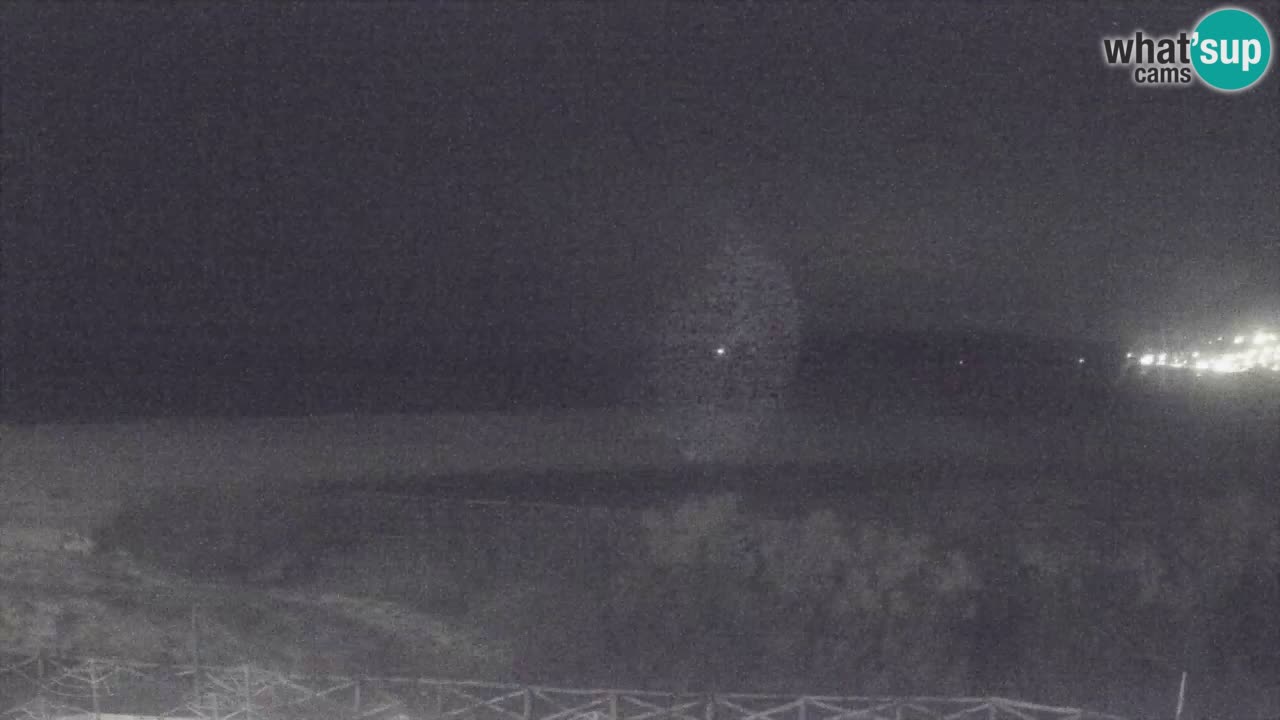 Spletna kamera Torre dei Corsari – Pogled v živo na plažo s Punta Usai