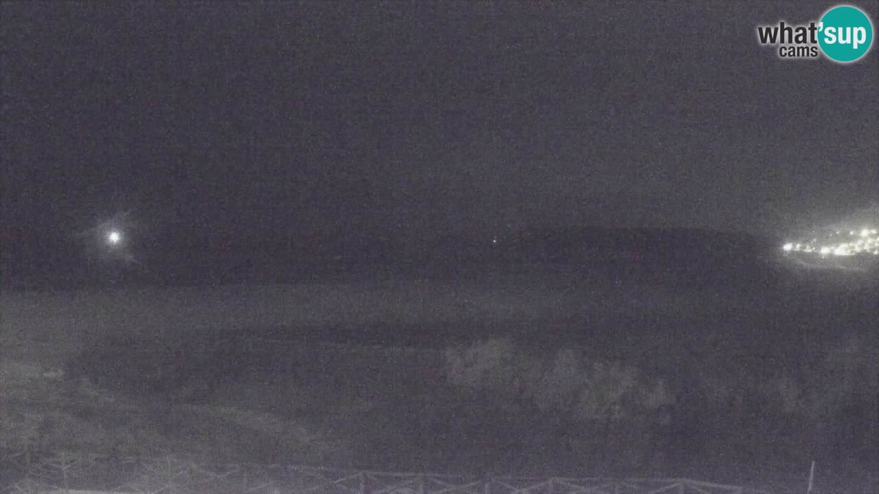 Spletna kamera Torre dei Corsari – Pogled v živo na plažo s Punta Usai