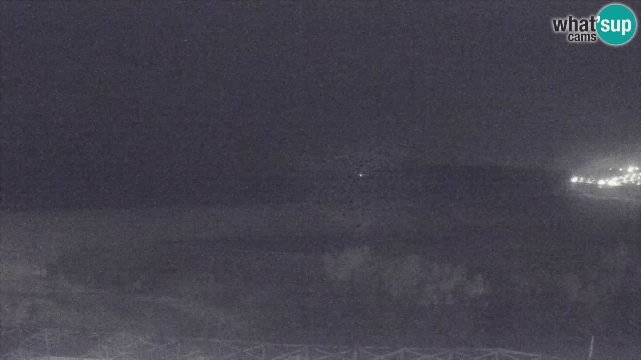 Web kamera Torre dei Corsari – Pogled uživo na plažu s Punta Usai