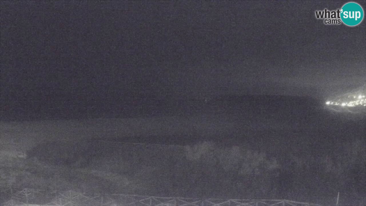 Spletna kamera Torre dei Corsari – Pogled v živo na plažo s Punta Usai