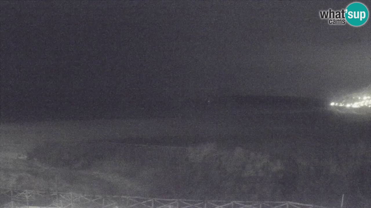 Webcam Torre dei Corsari – Vue en direct sur la plage depuis Punta Usai